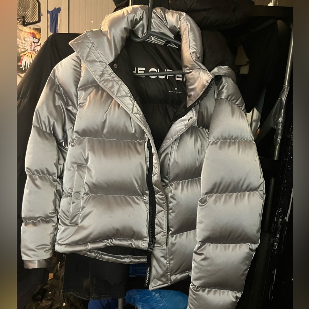 Good condition, only worn once, no stains , no damages